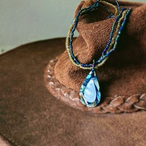 🌞🌞 Multi Strand Beaded Necklace Shell Pendant Gold Green Blue Boho Beachy